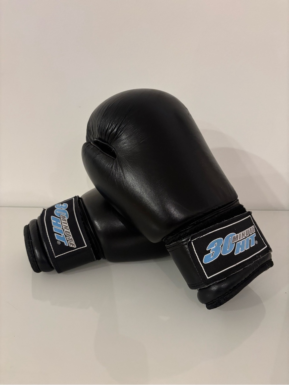 30 Minute Hit Black Boxing Training Gloves